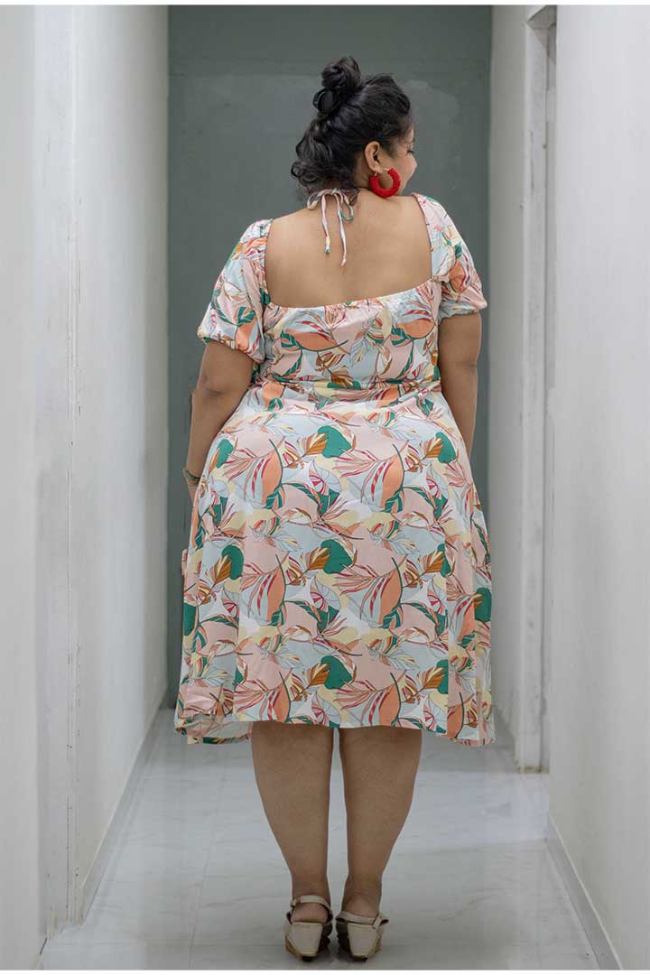 Plus Free Halter Neck Puffy Dress