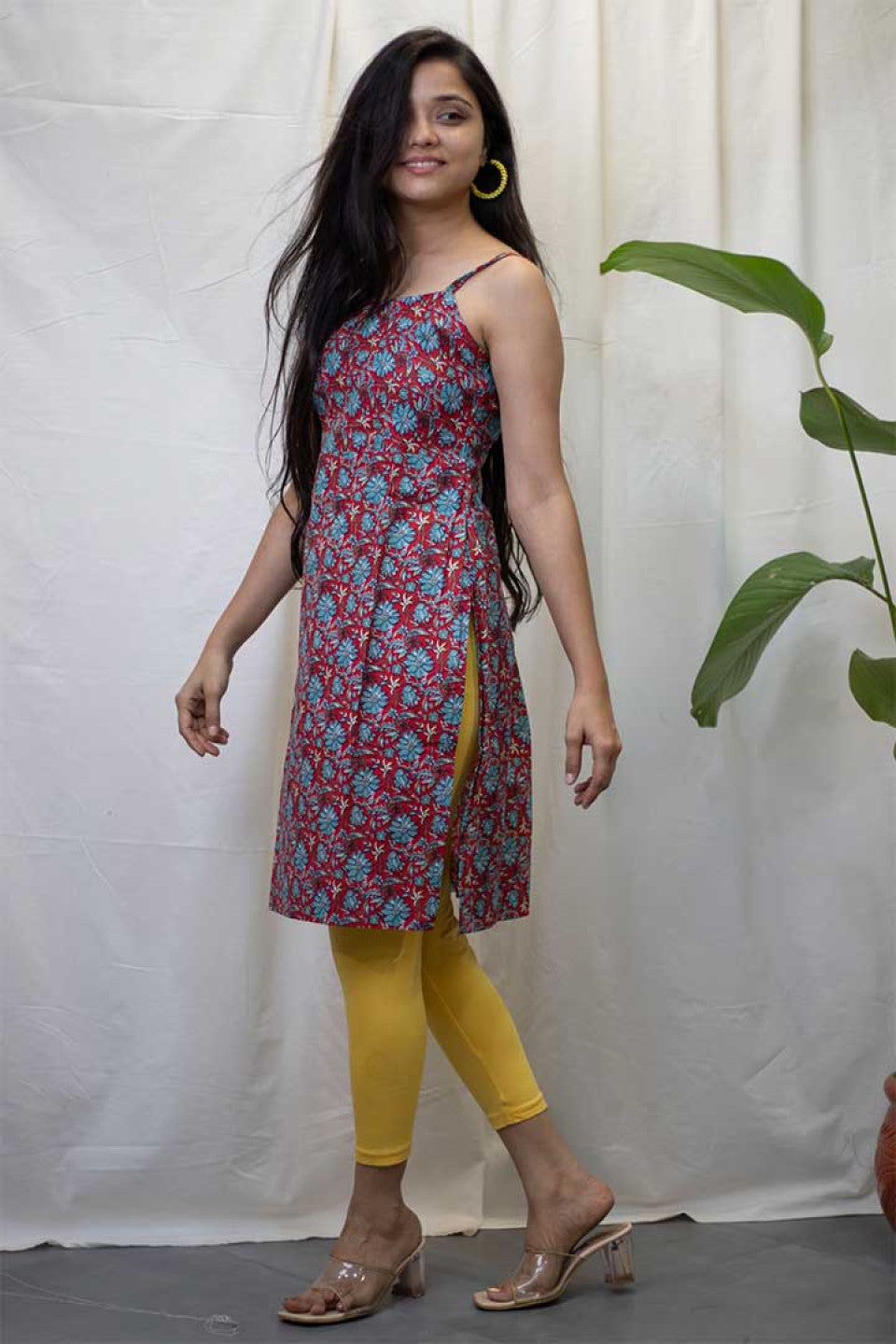 Red Floral Spagetti Kurti