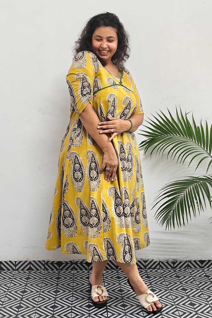 Mustered Alia Cut Cotton Dress