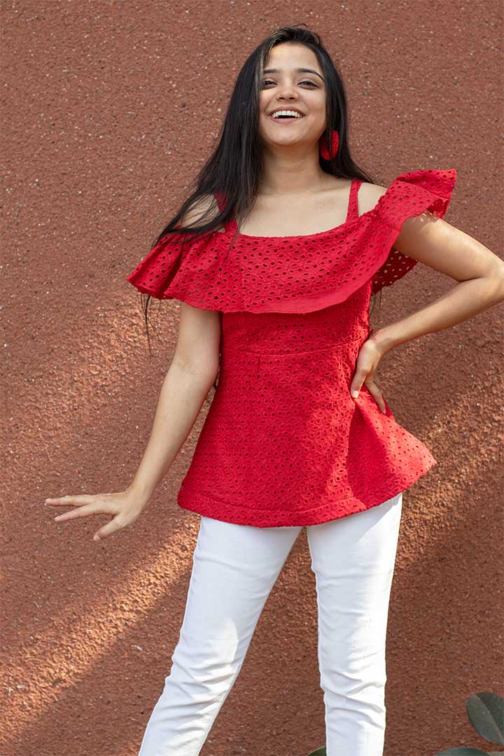 Hakoba Red Off-Shoulder