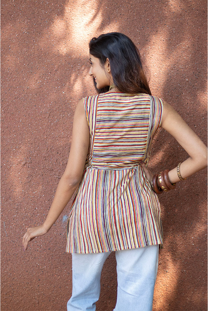 Cotton Top square neck with multi colour lines print