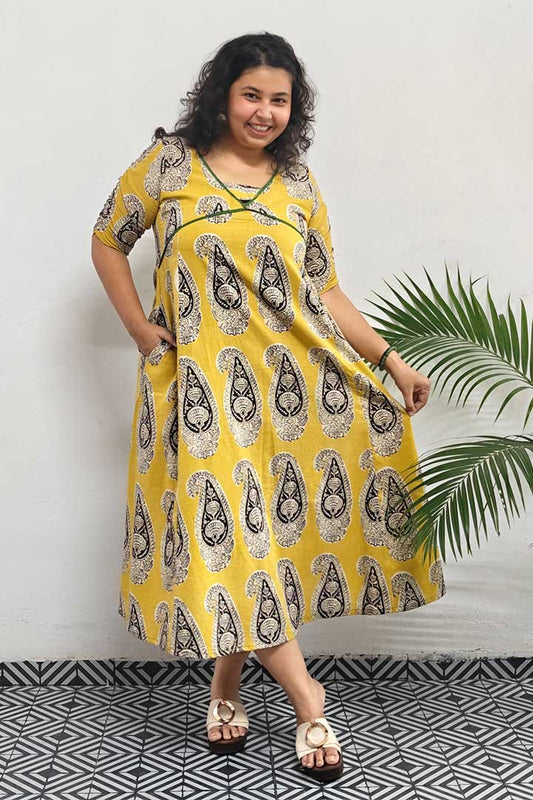 Mustered Alia Cut Cotton Dress