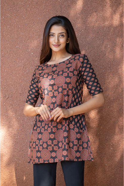 Cotton Top with front pocket