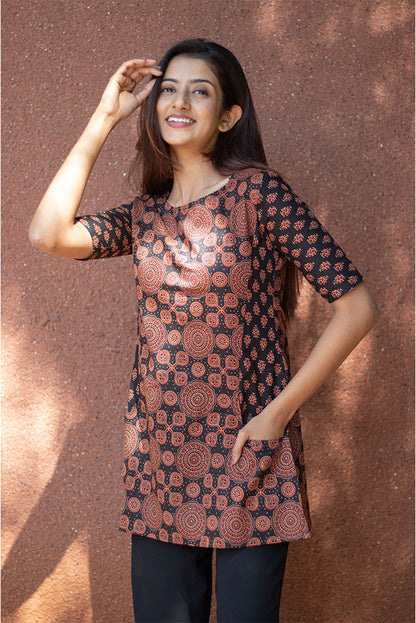 Cotton Top with front pocket