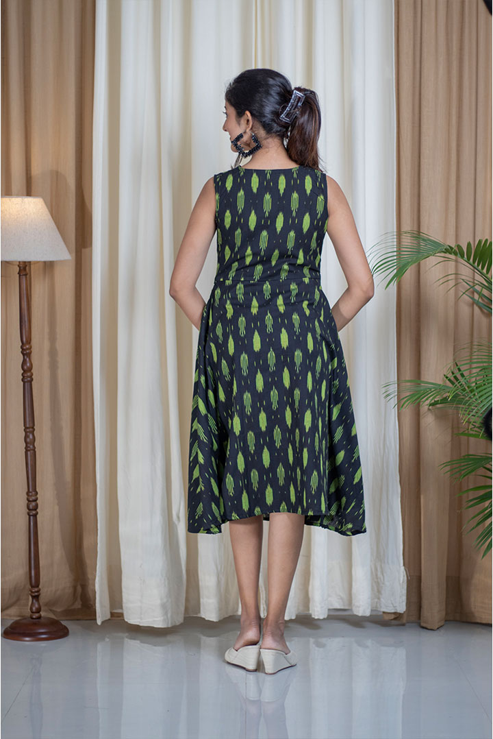 Ikhat D.Green Black Cawl Neck Cotton Dress