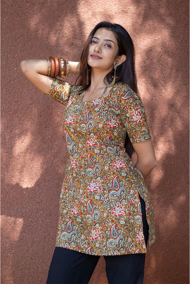 Cotton Top Halter Tie