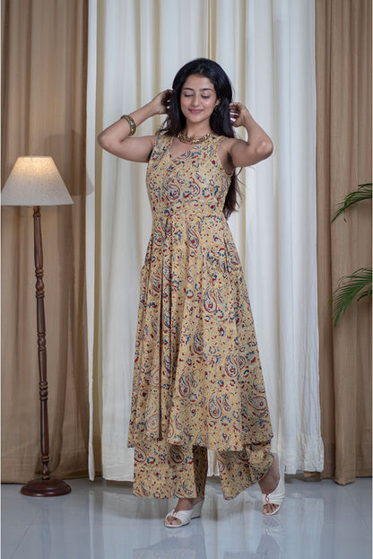 Kalamkari Hand Printed Cape Style v neck Cotton Cord Set