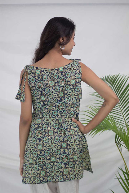 Shoulder Tie Boat Neck Top