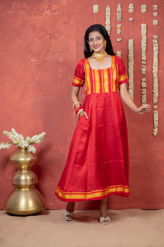 Khunn Red Dress